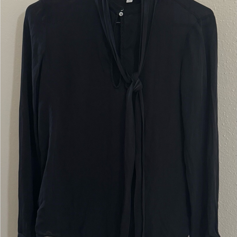 Elizabeth and James Black Tie-Neck Long-Sleeve Blouse
